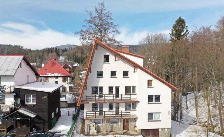 objekt na prodej - Polsko, SZKLARSKA PORĘBA, CENTRUM, CENTRUM Z DUŻYM PARKINGIEM